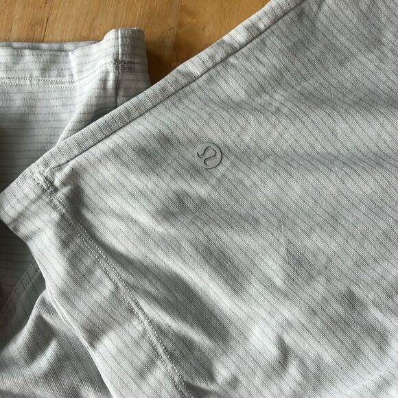 LULULEMON Striped White Grey Golf Performance Polo XL - Picture 3 of 3